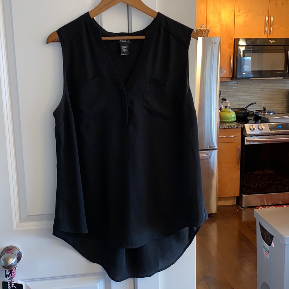 Torrid Sleeveless Top Black